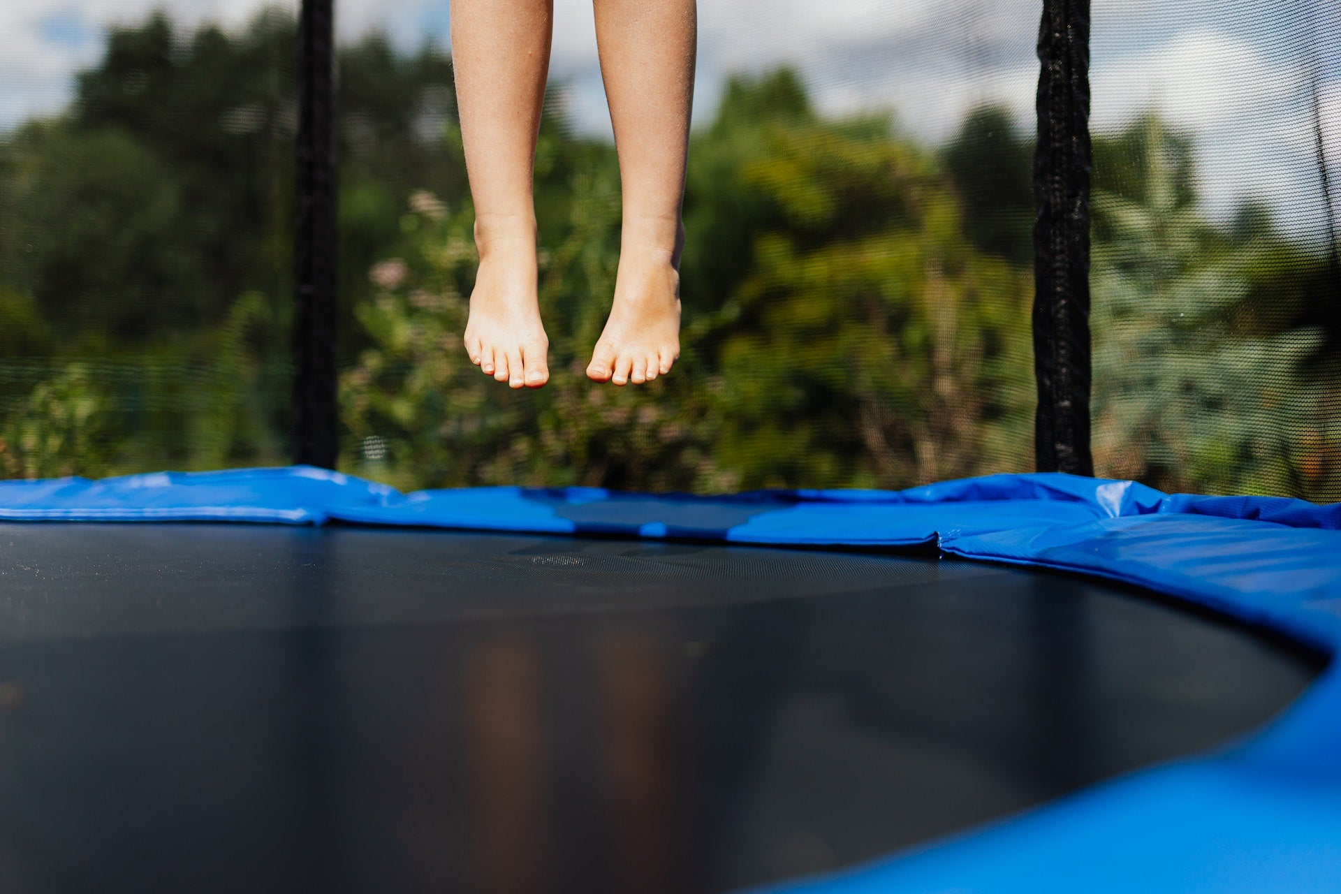 Safety tips and precautions when using a trampoline