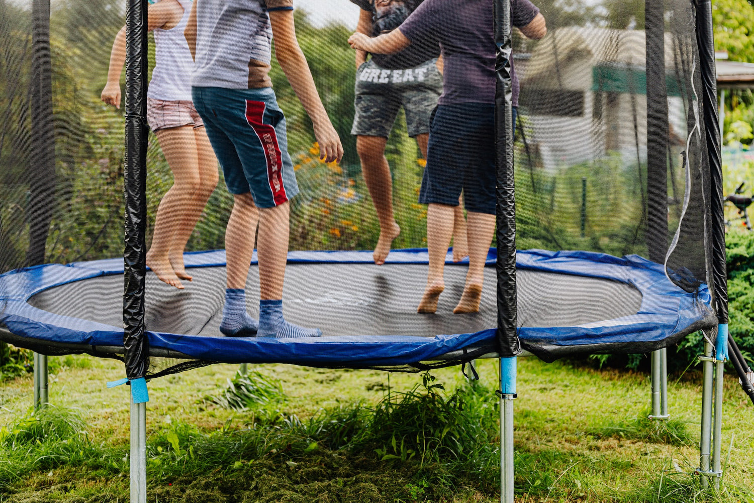 How to choose the right trampoline for your needs and space